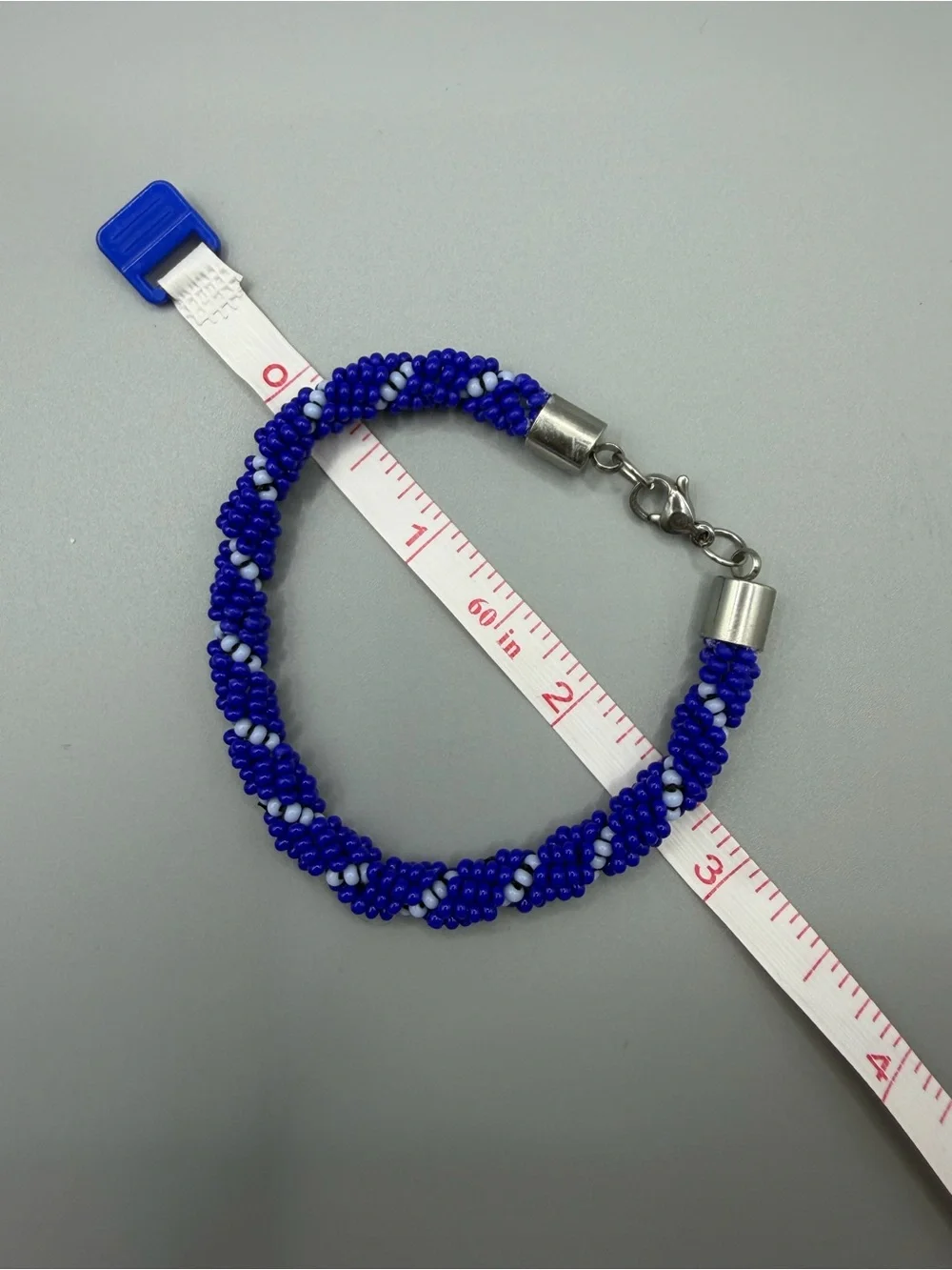 Blue and White Spiral Beaded Bracelet with Silver Clasp